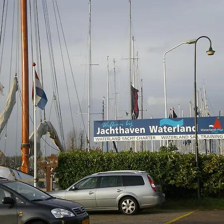 Apartamento Slapen Op De Haven Monnickendam